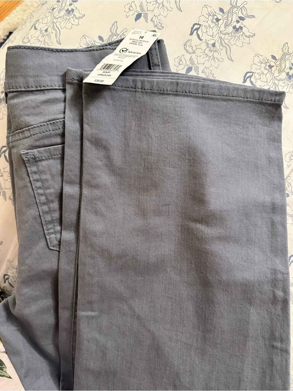 Girls jeans NWT smoke free home